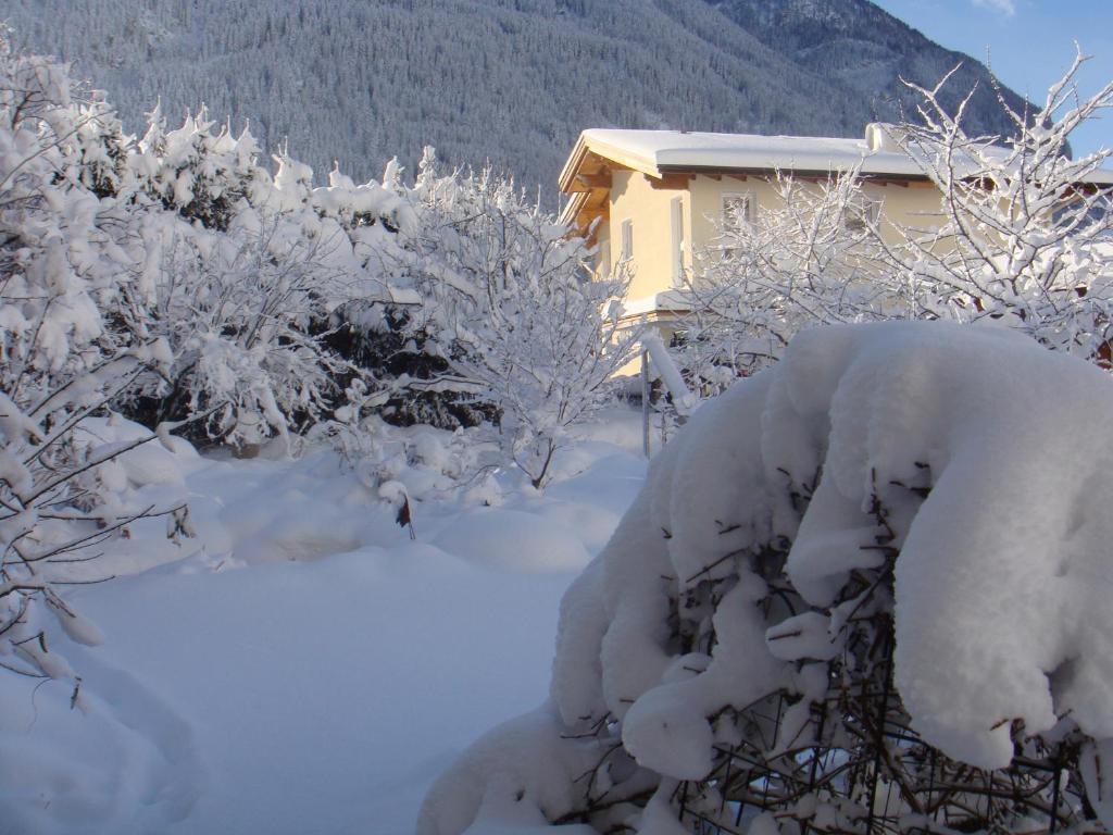 Hotel Haus Schuchter Pfunds Esterno foto